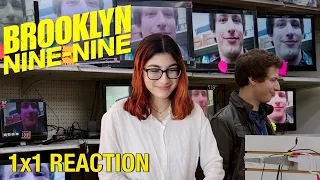 WATCHING BROOKLYN NINE-NINE FOR THE FIRST TIME (Brooklyn Nine-Nine 1x1 Reaction)