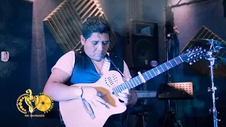 ROGER CHINO ♫ Dia Domingo ♫ VideoClip - Oficial