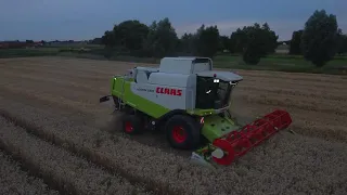 Harvesting wheat with  2 X Claas Lexion 550 - Jeroen Coulier -