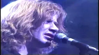 Megadeth - Prince Of Darkness / Holy Wars - Akasaka Blitz, Tokyo, Japan. March 10, 2000