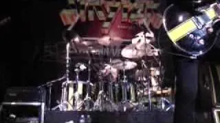 Stryper - Free (Live in Las Vegas 2009)