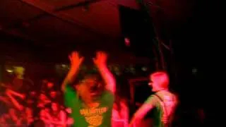 VICTOR HARBOR SKOOLIES 2010! DJ DOM P MAIN STAGE!.AVI