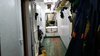 Barco de pesca, una visita rápida del lugar de trabajo y donde vivimos los marineros