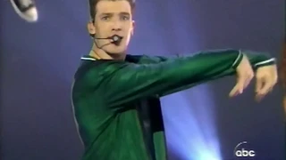 Nsync - Bye, Bye, Bye(American Music Awards 2000)