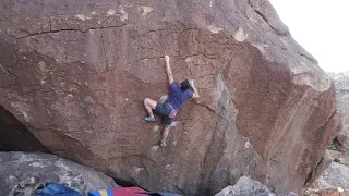 Hueco Tanks Bouldering: Man Gum (V9)