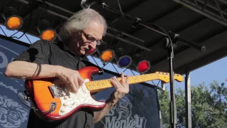 Sonny Landreth - "It Hurts Me Too" (Live at the 2017 Dallas International Guitar Show)