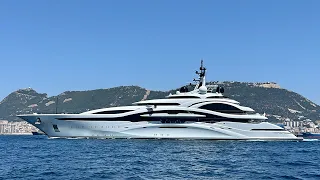 AL LUSAIL SUPERYACHT FULL DOCKING MANOEUVRE 4K