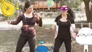 Yukti Kapoor and gulki joshi dancing