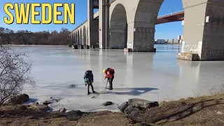 Winter Wonderland: Walking Along the Coast of Årstaviken in Södermalm (579)