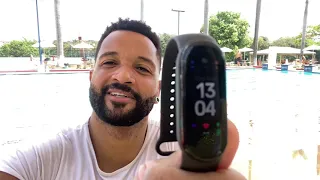 TESTANDO O XIAOMI MI BAND 6 na piscina