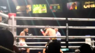 luis neri vs castro firts round knock down