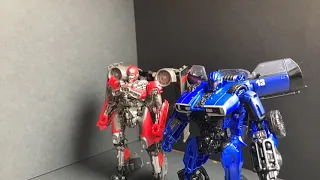 Bumblebee and Optimus Prime Vs Shatter and Dropkick