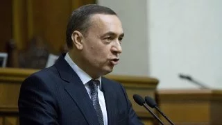 ЕКС-ДЕПУТАТОВІ МАРТИНЕНКУ ОБИРАЮТЬ ЗАПОБІЖНИЙ ЗАХІД