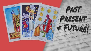 How to Read a 3 Card Tarot Spread - Past Present & Future!