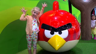 Самый крутой парк  Энгри Бердс Приключение в Angry Birds Невероятный детский парк с веселыми птицами