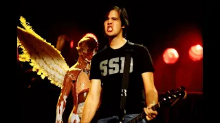 Krist Novoselic bass compilation MTV Live and Loud 1993 Nirvana