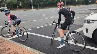 Trackstand balance skills at the traffic lights