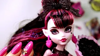 ASMR Doll UNBOXING Monster High Draculaura Monster Ball 🎀 Hair Brushing & Clothes Scratching Whisper