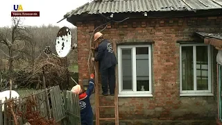 В прифронтовую Катериновку и Золотое-4 Луганской области вернули электроэнергию