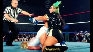 (720pHD): WWE RAW 04/03/95 - Alundra Blayze vs. Bull Nakano/Bertha Faye Debuts