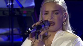 Anne Marie "Breathing Fire" LIVE at SWR3 New Pop Festival 2017