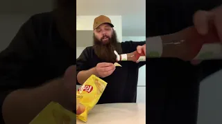 Potato chips and ketchup taste test