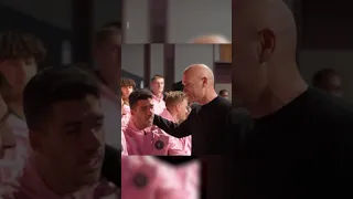 WHOLESOME Moment As Iniesta Reunites With Former Barcelona Teammates 🥹 | Metro Sport