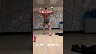 PRO BODYBUILDER Chris Bumstead POSING