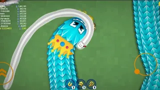 Worms zone.io|| KING 👑 snake killing a black snake.#viral #gaming