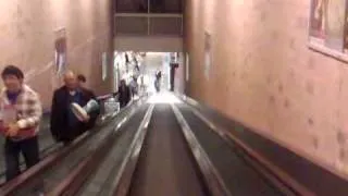 belle facon de monter l'escalator au cora de rocourt