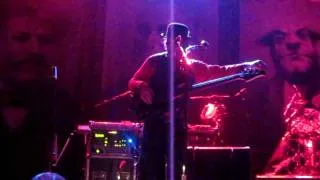 Les Claypool Plays Fan's Bass in Dallas - Lakewood Theater - April 21, 2010