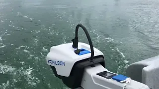 Electric outboard on a Whaly 270