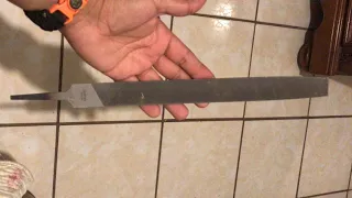 Cuchillo hecho de una lima