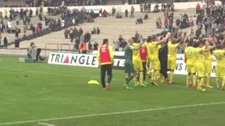 La joie des supporters et joueurs nantais après la victoire (0-3) contre Bordeaux à Chaban Delmas.