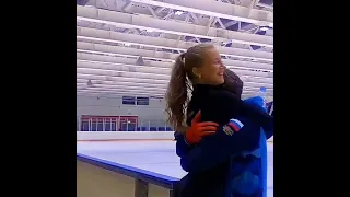 Cutest couple ever😍 #viral #tiktok #fyp #shorts #skating #iceskating #couple #couplegoals #rs