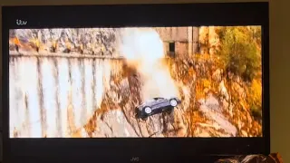 Quantum of Solace - Car chase