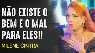 A ESQUERDA e a DIREITA dos EXUS E CABLOCOS!