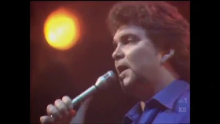 Doug Parkinson - the Sun Ain't Gonna Shine Anymore live Countdown 1981