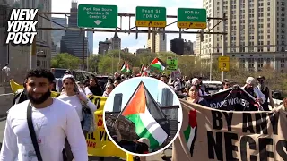 Hundreds of anti-Israeli protesters — some chanting ‘death to America’ — storm Brooklyn Bridge