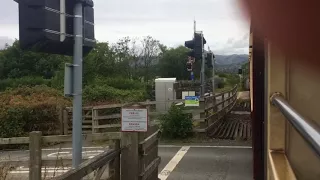 (View from the train) Pont Croesor and Pont Croesor B level crossings 20/8/17