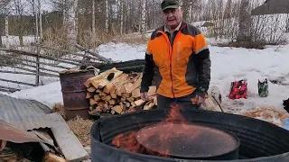 TERVAN POLTTO,  Miten tervaa poltetaan Teuvo Matfeinen?