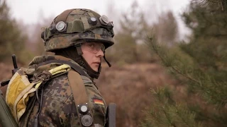 Ausbildungstag im Häuserkampf - Panzergrenadierzug im Angriff - Bundeswehr