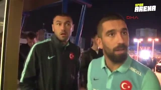 Burak Yılmaz, Arda Turan'ın fotoğraf sorusuna şaşırdı