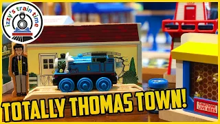 Totally Thomas Town TOY TRAIN MEGA BAG