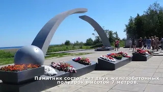 "Разорванное кольцо" - символ прорыва блокады Ленинграда!   Broken Ring monument on Road of Life.