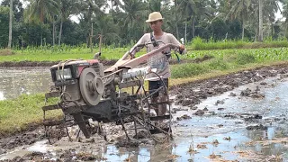 Joki muda garap dengan traktor yanmar bromo pro v2‎@MESIN TRAKTOR 