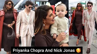 Priyanka Chopra And Nick Jonas At Hollywood Walk Of Fame | Nickyanka