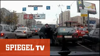 Verkehrs-Wahnsinn in Russland: Rasen, prügeln und schießen | SPIEGEL TV