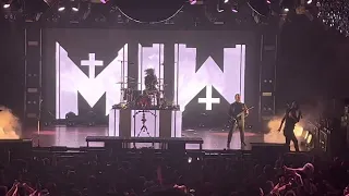 Motionless in White "Somebody Told Me" Live Philadelphia 04.16.2022