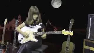 LORENA BRACO - 10 anos - NIGHTS IN WHITE SATIN - The Moody Blues - The Shadows Style